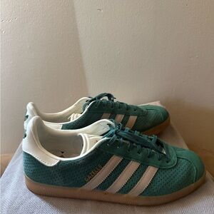 Men’s Adidas Gazelle Green, White, and Grey Sneakers